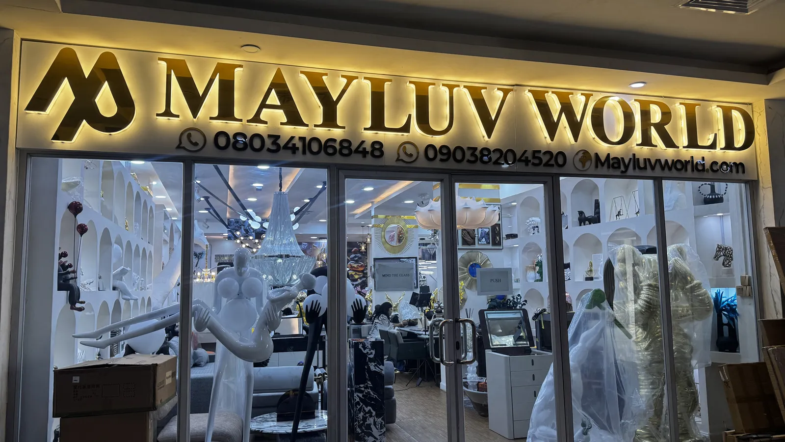 Mayluv World